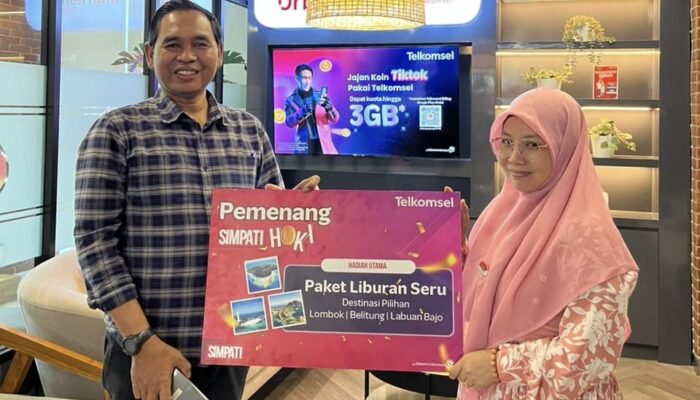 Telkomsel Beri Hadiah Paket Liburan Labuan Bajo untuk Pelanggan Padang