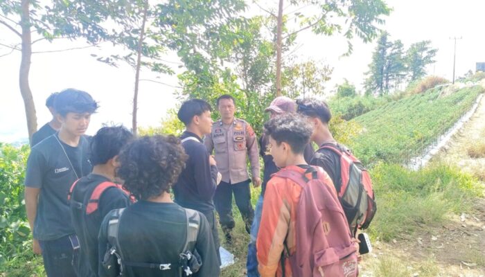 Nekat Mendaki Jalur Tertutup, Belasan Pendaki Ilegal Diamankan di Gunung Singgalang