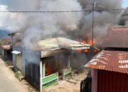 Kebakaran di Nanggalo Padang Hanguskan Rumah dan SDN 05 Surau Gadang