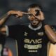 Straiker Dewa United, Alex Martins.(ist)