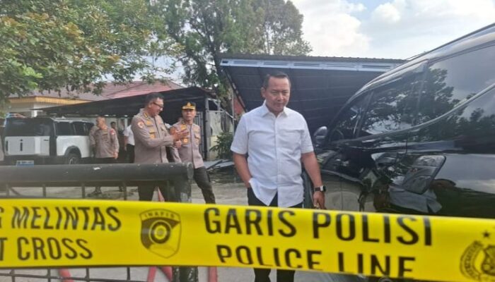 Api Diduga dari Kamar, Polisi Olah TKP Asrama Pekanbaru