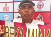 Edison Suporter PSP Padang yang Selalu Fanatik Padeka Minang