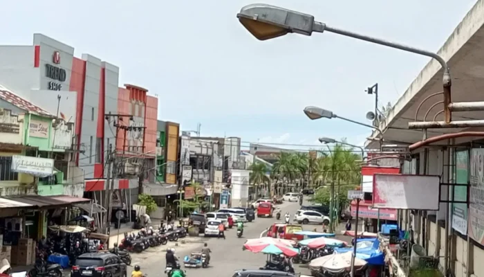 Penerangan Pasar Raya Padang Minim, Pedagang Keluhkan Keamanan