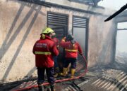 Rumah PNS di Kalumbuk Padang Terbakar, Kerugian Ratusan Juta Rupiah