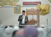 Gubernur Sumbar Tekankan Pembinaan Generasi Muda saat Safari Ramadan