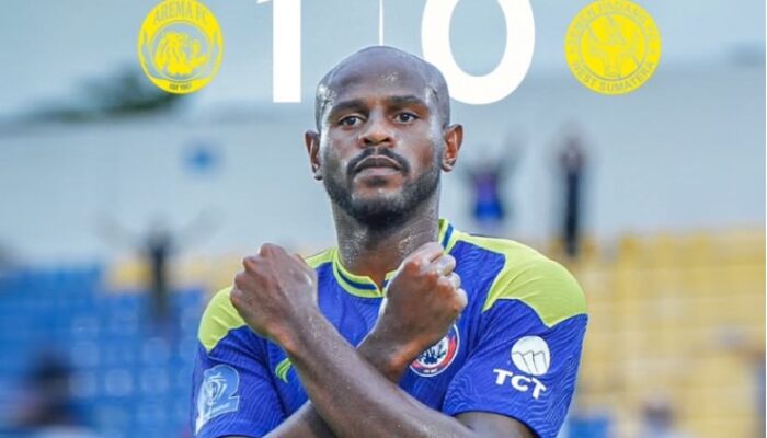 Hasil Babak Pertama Arema FC vs Semen Padang 1-0