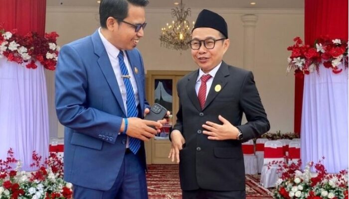 Musfi Yendra Mundur, Idham Fadhli Terpilih Pimpin KI Sumbar