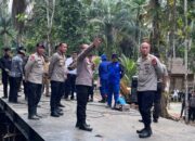 Satgas Darurat Brimob Polda Riau Bangun Jembatan di Lubuk Agung, Jamin Akses Warga dan Pendidikan