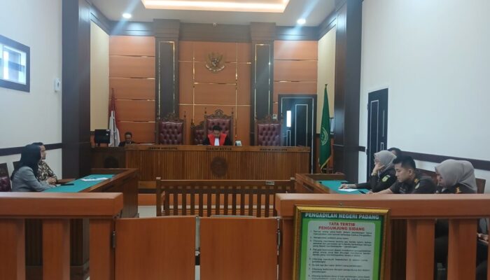Hakim PN Padang Tolak Praperadilan Kasus Korupsi KMK Bank BUMN