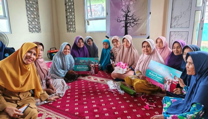 Telkomsel Salurkan Donasi Poin Pelanggan bagi Warga Terdampak Bencana di Agam