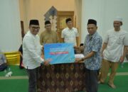 Safari Ramadan di Padang Pariaman, Sekda Sumbar Salurkan Bantuan Masjid dan Panti Asuhan