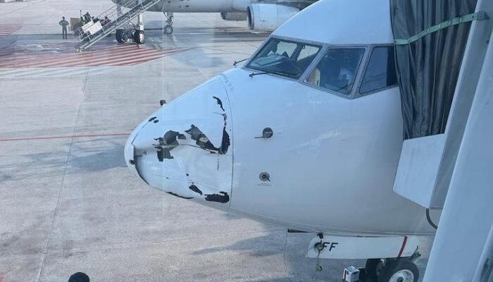 Heboh Kepala Pesawat Garuda Penyok Saat Tiba di Pekanbaru