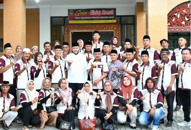 Wali Kota Padang, Fadly Amran menghadiri forum silaturahmi dan diskusi bersama organisasi masyarakat WPCD. (Foto: Prokopim)