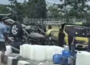 Diduga Mengantuk, Fortuner Tabrak L300 di Jalan Lintas Pekanbaru–Bangkinang