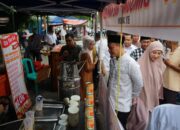 Wako Pekanbaru Agung Nugroho Tinjau Pasar Ramadan Sail, Belanja Takjil hingga Cek Keamanan Makanan