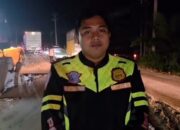 Jalan Lintas Timur KM 76 Pelalawan Buka-Tutup, Pengendara Diminta Sabar dan Tertib