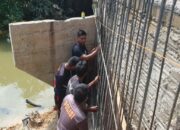 Polisi Turun Tangan Bangun 3 Jembatan di Kuok, Progres Tertinggi Tembus 70%