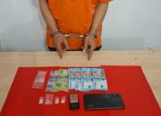 Kurir Sabu Ditangkap di Batu Belah Kampar, Polisi Sita 4 Paket Narkotika dan Timbangan Digital