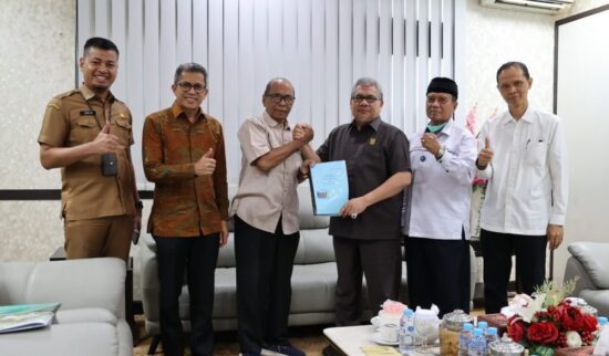 Ketua DPRD Sumbar Mulai Kaji Gagasan Daerah Istimewa Minangkabau Bersama Tim Ahli DPRD Sumbar