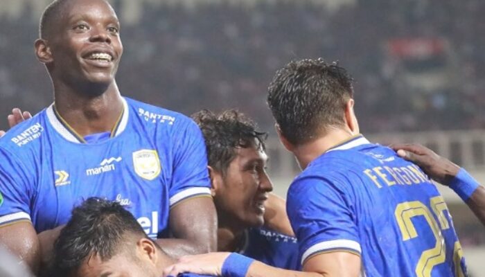 Drama di Jayapura! Adhyaksa FC Bungkam Persipura dan Lolos ke Liga 1