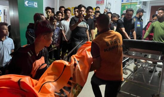 Tragis! Bocah 13 Tahun yang Tenggelam di Sungai Kampar Ditemukan Tak Bernyawa
