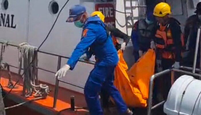 ABK Kapal Pompong yang Jatuh di Selat Rupat Dumai Ditemukan Meninggal
