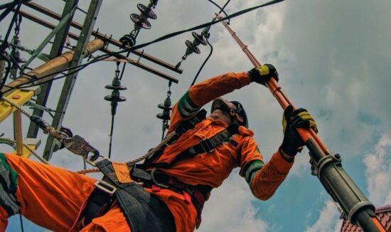 Usai Blackout Massal, Pasokan Listrik di Riau Berangsur Pulih