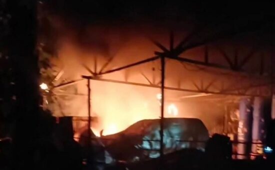 Viral Rumah Terduga Bandar Narkoba Dibakar Warga Rantau Kopar Rohil, Begini Kata Polisi