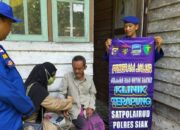 Klinik Terapung Sat Polairud Polres Siak Layani Warga, Lansia Dapat Cek Kesehatan Gratis