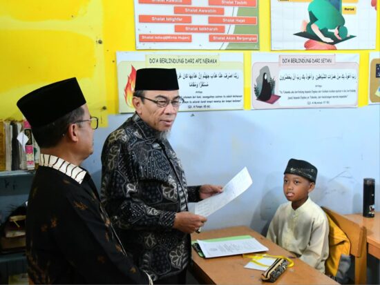 Smart Surau Padang: Perkuat Program Tahsin, Tafsir dan Tahfidz Al-Qur'an