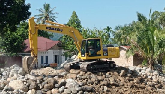 Sawah Sempat Mengering, Pemko Padang Genjot Pemulihan Irigasi Pascabencana