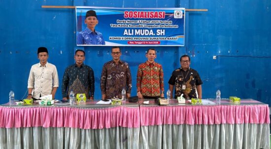 Ali Muda Sosialisasikan Perda Tata Kelola Komoditas Unggulan Perkebunan di Pasaman