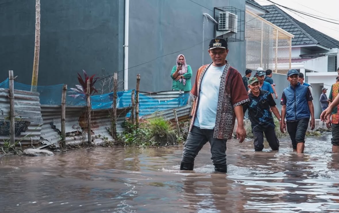 Lawan Banjir, Wako Agung Nugroho Siagakan Pasukan Kuning di Setiap Kecamatan