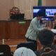 UAS di Sidang Abdul Wahid: Saya Tak Pernah Membela Saudara Kandung Seperti Membela Beliau