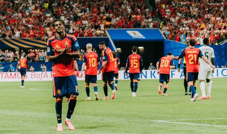 Lamine Yamal Bersinar, Spanyol Menang 4-0 atas Arab Saudi