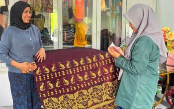Warisan di Ujung Jemari: Dedikasi Menjaga Budaya Melayu di Tengah Arus Modernisasi