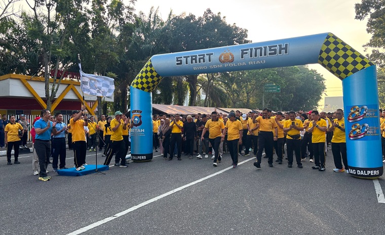 Sambut Hut Ke-80, Polda Riau Hadirkan Olahraga dan Cek Kesehatan Gratis di Gajah Mada Pekanbaru