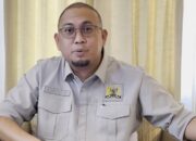 Drama Tunggakan Gaji Semen Padang FC, Begini Kata Andre Rosiade