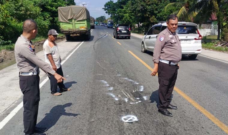 Tragis! Remaja 16 Tahun Tewas Kecelakaan dengan Truk di Jalintim Seikijang