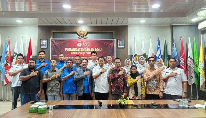PWI Pekanbaru dan KPU Teken MoU, Perkuat Sinergi Informasi Kepemiluan dan Tangkal Hoaks
