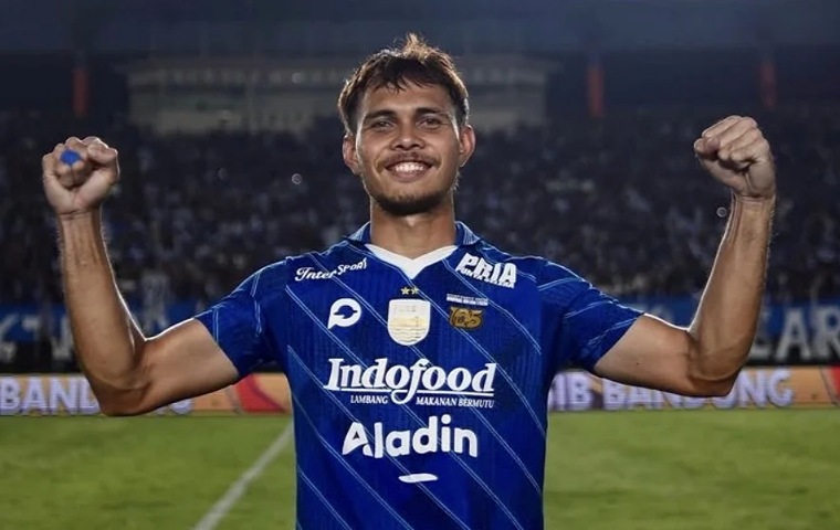 Tinggalkan Persib, Rezaldi Hehanussa Perkuat Semen Padang FC