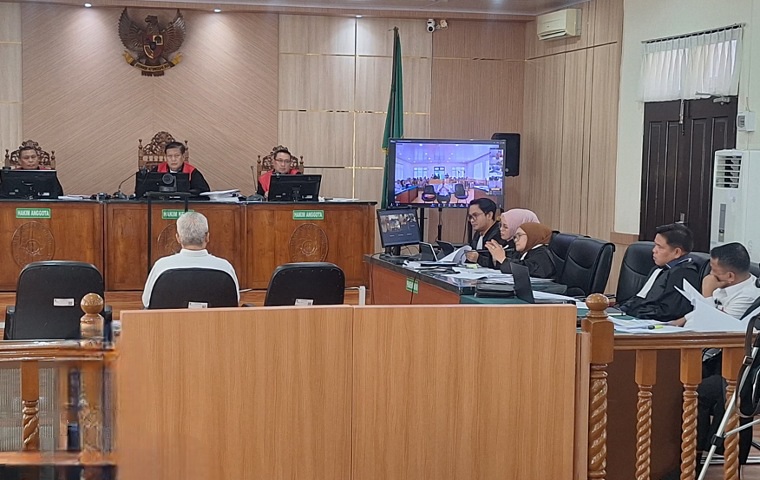 Sidang Memanas, Arief Setiawan Akui Salah tapi Tolak Pasal Gratifikasi