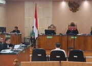 Mantan Gubri Abdul Wahid Diperiksa Sebagai Terdakwa di Tipikor Pekanbaru