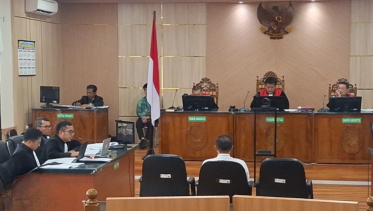 Mantan Gubri Abdul Wahid Diperiksa Sebagai Terdakwa di Tipikor Pekanbaru
