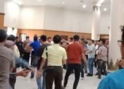 Ricuh di DPRD Riau, Adu Jotos Pecah Saat Aktivitas Dewan Berlangsung