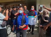 Usai 6 Jam Geledah Disdik Riau, Penyidik Kejati Bawa 3 Boks Dokumen Kasus Smart Board