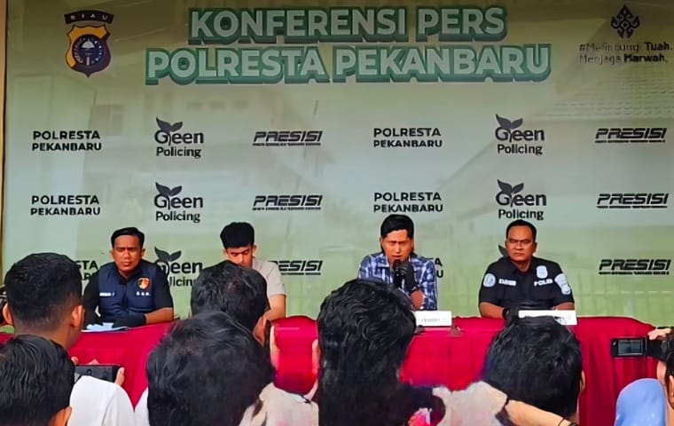 Terungkap! Begini Modus Penipu Online di Pekanbaru yang Rugikan Korban Rp300 Juta