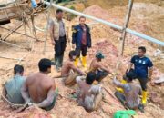 Polres Kuansing dan Ditreskrimsus Polda Riau Tangkap 6 Terduga Pelaku PETI di Hulu Kuantan