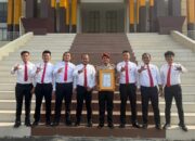 8 Personel Polres Kampar Berprestasi Diganjar Penghargaan Kapolda Riau
