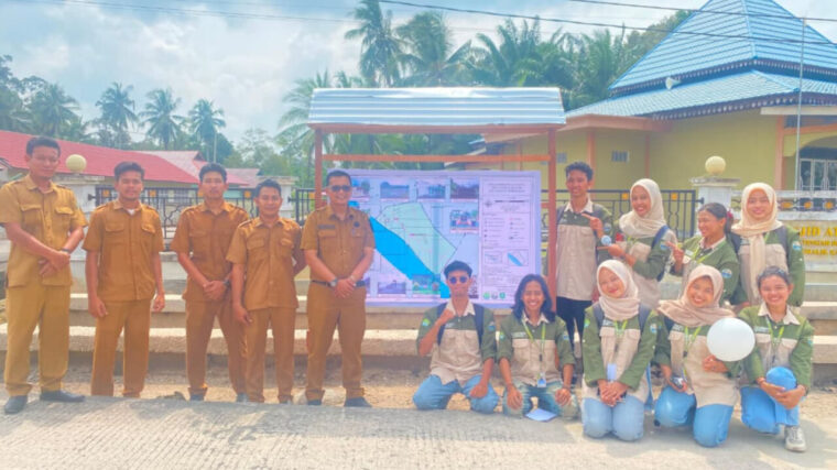 Mahasiswa Kukerta UNRI Resmikan Peta Profil Desa Sungai Batang Bengkalis